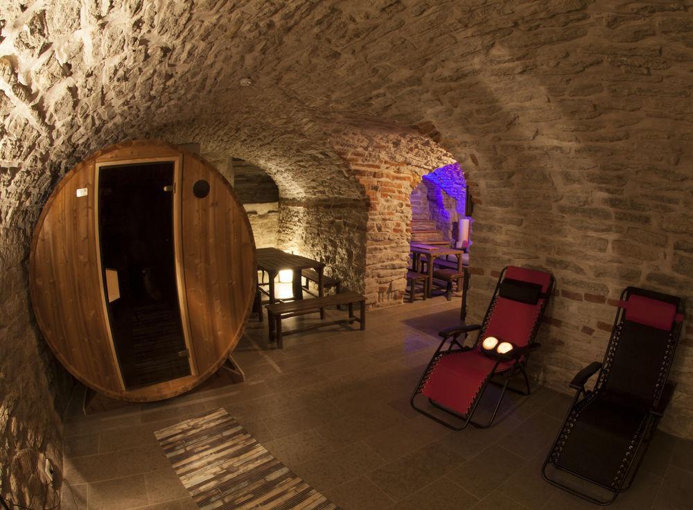Cozy Apartment In Old Town Tallinn Ngoại thất bức ảnh